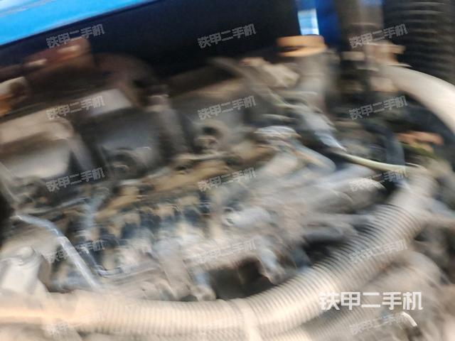 發(fā)動(dòng)機(jī)室（上車部件）