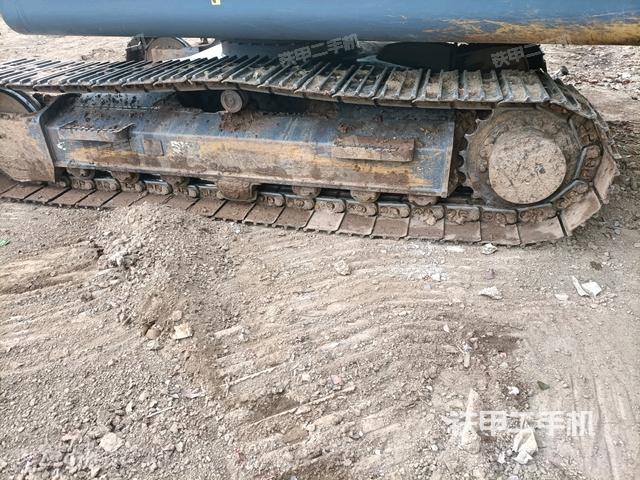 右側(cè)履帶整體（行走機構(gòu)）