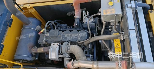 發(fā)動機(jī)室（上車部件）