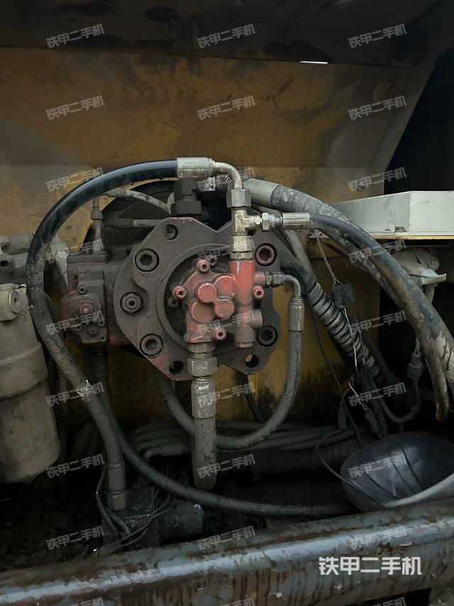 液壓泵室（大件艙室）