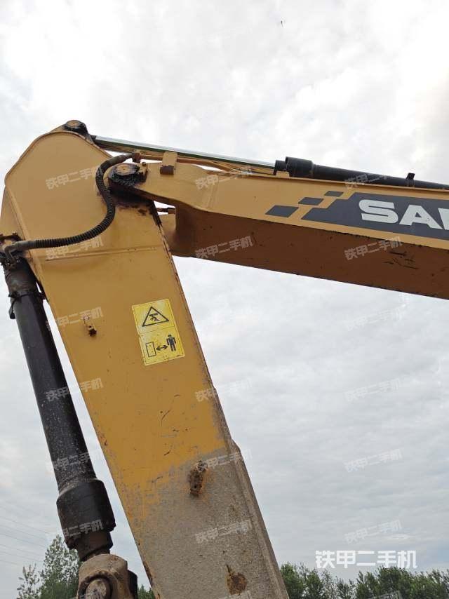 小臂整體左后（工作和回轉(zhuǎn)裝置）