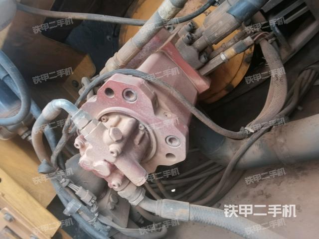液壓泵斜45?左(大件艙室) 液壓泵斜45?左(大件艙室)
