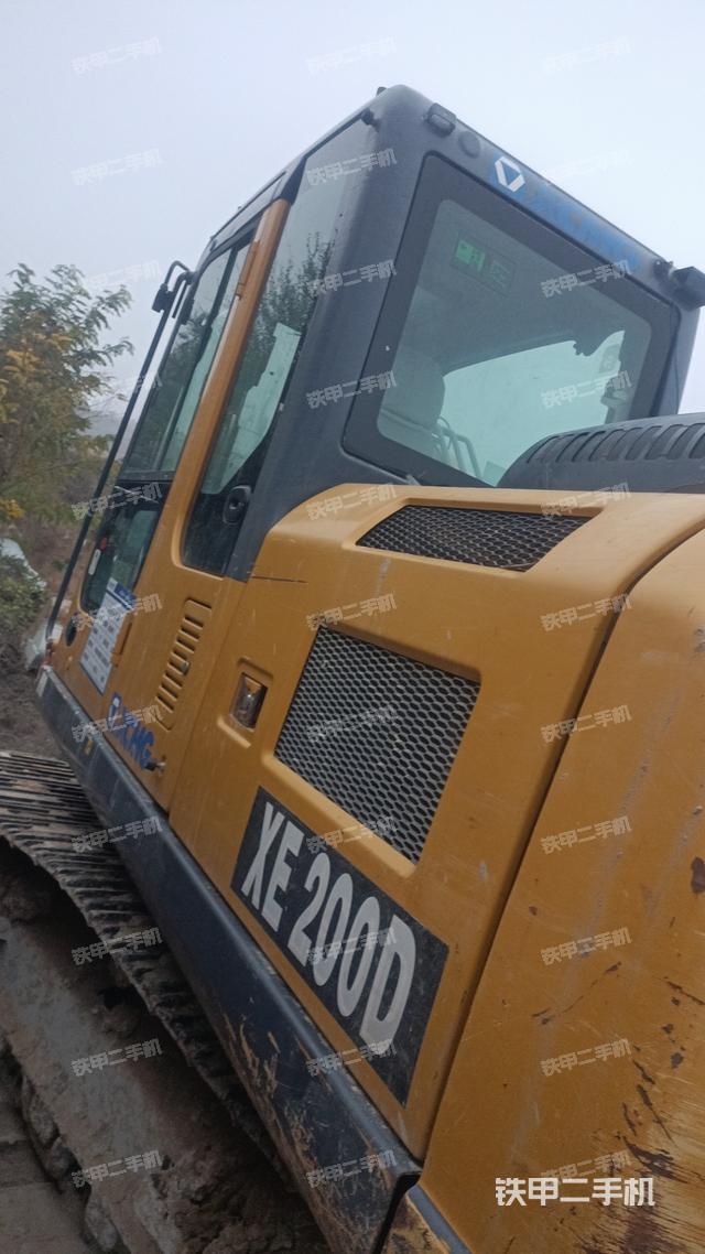 徐工XE150D挖掘机