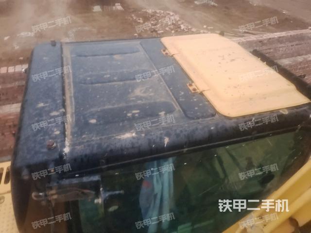 駕駛室頂部俯視(上車部件) 駕駛室頂部俯視(上車部件)