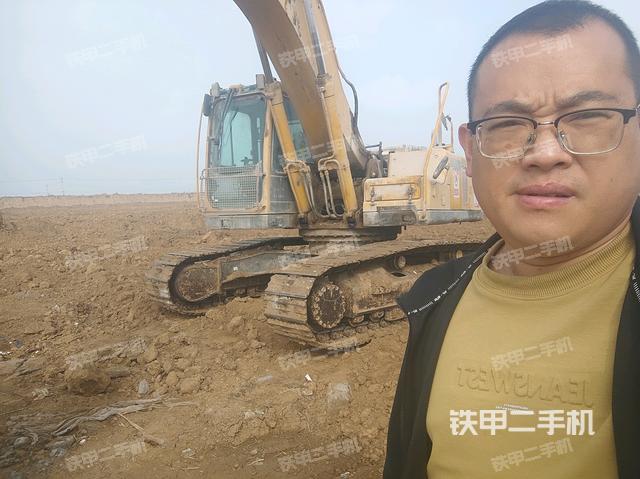山东临工E6250F挖掘机的设备实拍-第1张实拍照片
