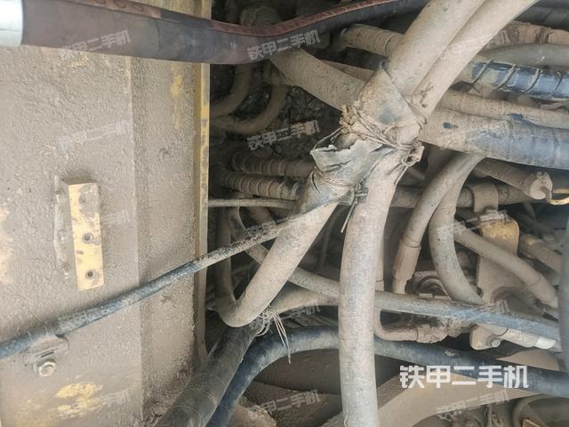 回轉(zhuǎn)馬達(dá)（上車部件）