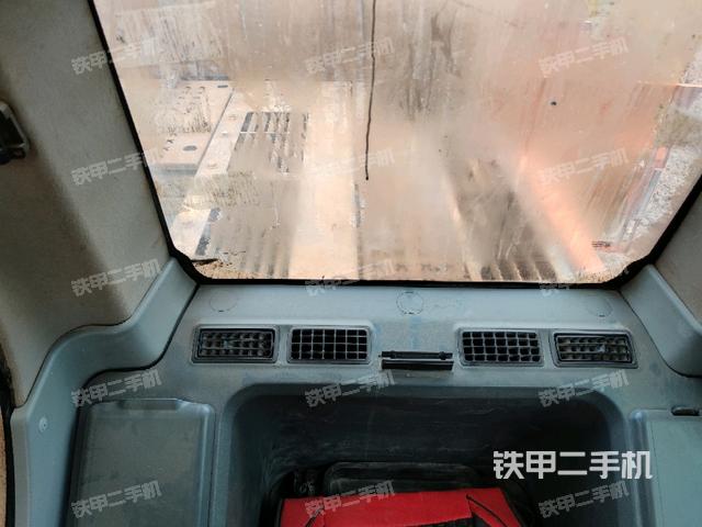 座椅后部（駕駛室部分）