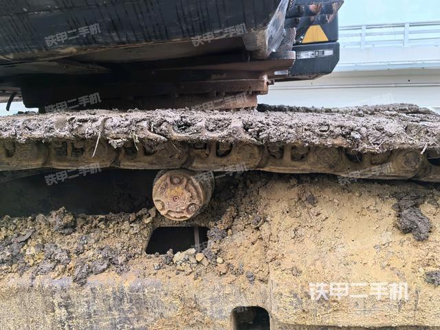 左導(dǎo)向輪（行走機(jī)構(gòu)）