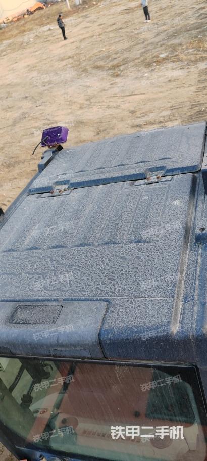 駕駛室頂部（整機(jī)外觀）