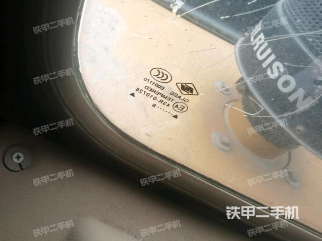 后窗玻璃角標(biāo)(駕駛室部分) 后窗玻璃角標(biāo)(駕駛室部分)