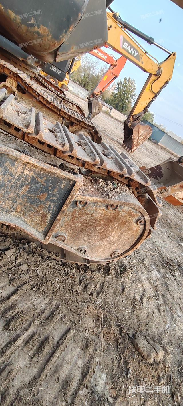 右側(cè)行走馬達(dá)蓋板（行走機(jī)構(gòu)）