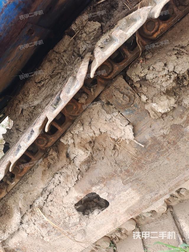 左驅(qū)動(dòng)輪（行走機(jī)構(gòu)）