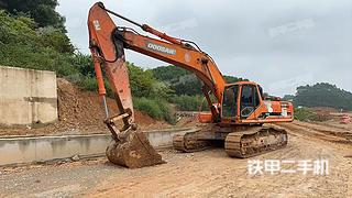 斗山DH370LC-9挖掘機(jī)