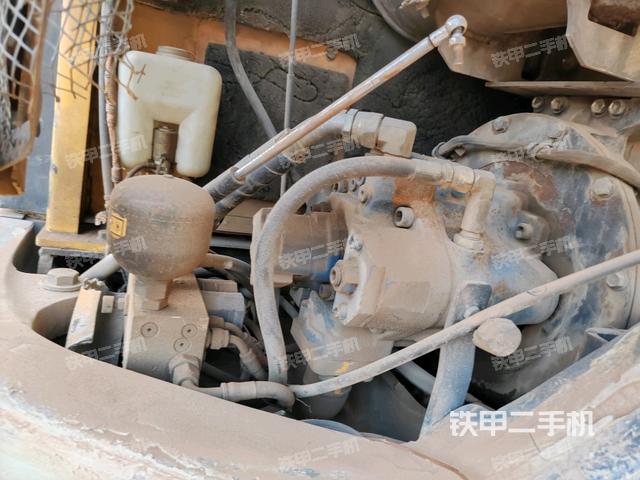 電瓶（大件艙室）