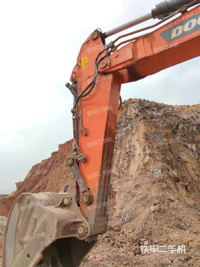 小臂整體左后（工作和回轉(zhuǎn)裝置）