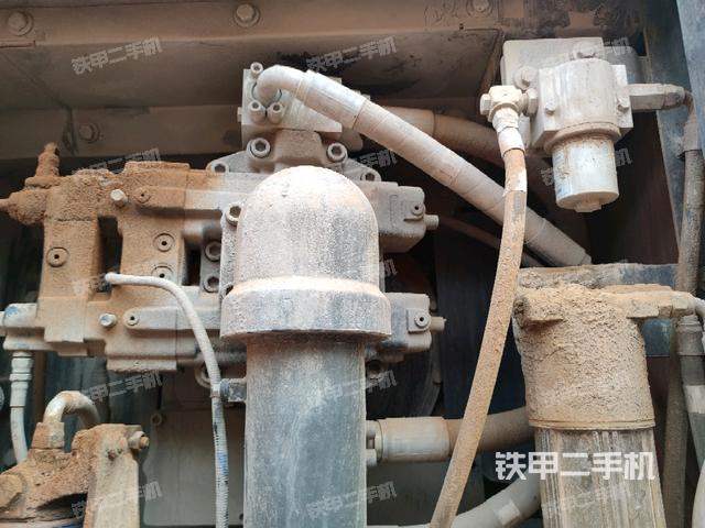 液壓泵室（大件艙室）