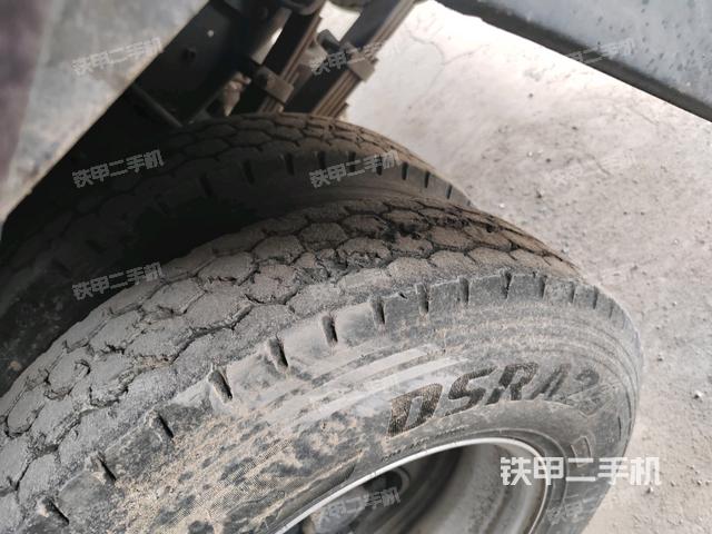 右驅(qū)動輪/右后輪(行走機構(gòu)) 右驅(qū)動輪/右后輪(行走機構(gòu))
