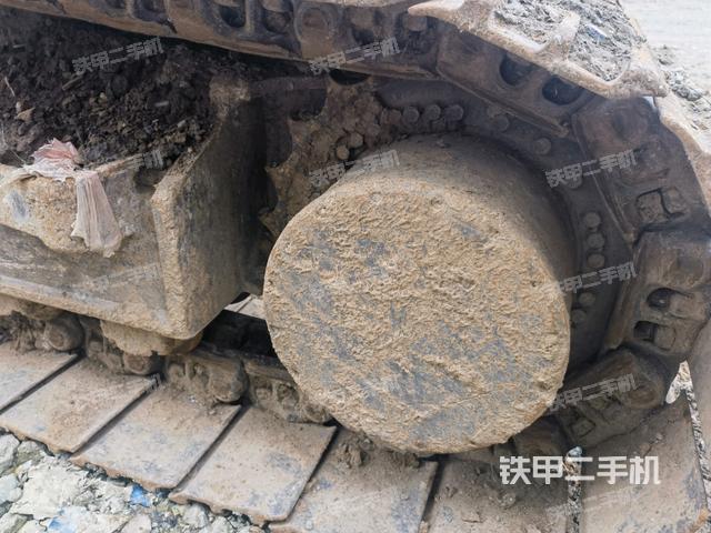 右驅(qū)動(dòng)輪(行走機(jī)構(gòu)) 右驅(qū)動(dòng)輪(行走機(jī)構(gòu))