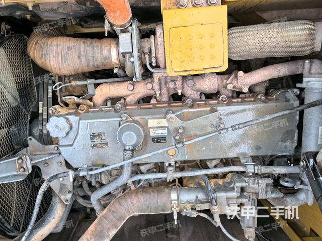 氣門室蓋螺絲特寫（上車部件）