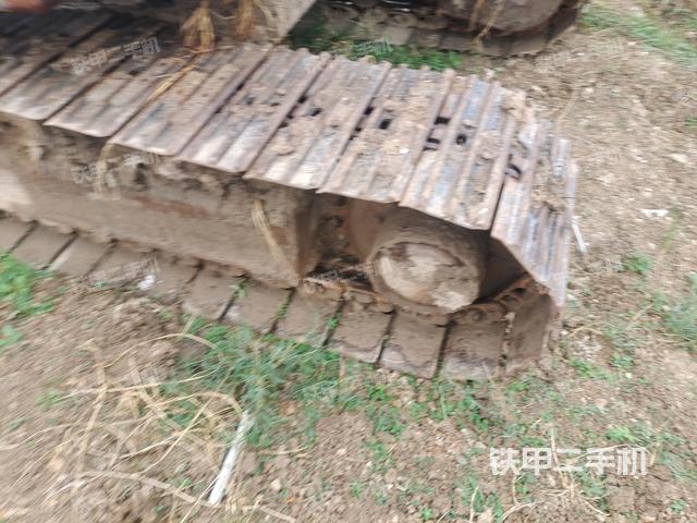 左側(cè)履帶整體?（行走機(jī)構(gòu)）