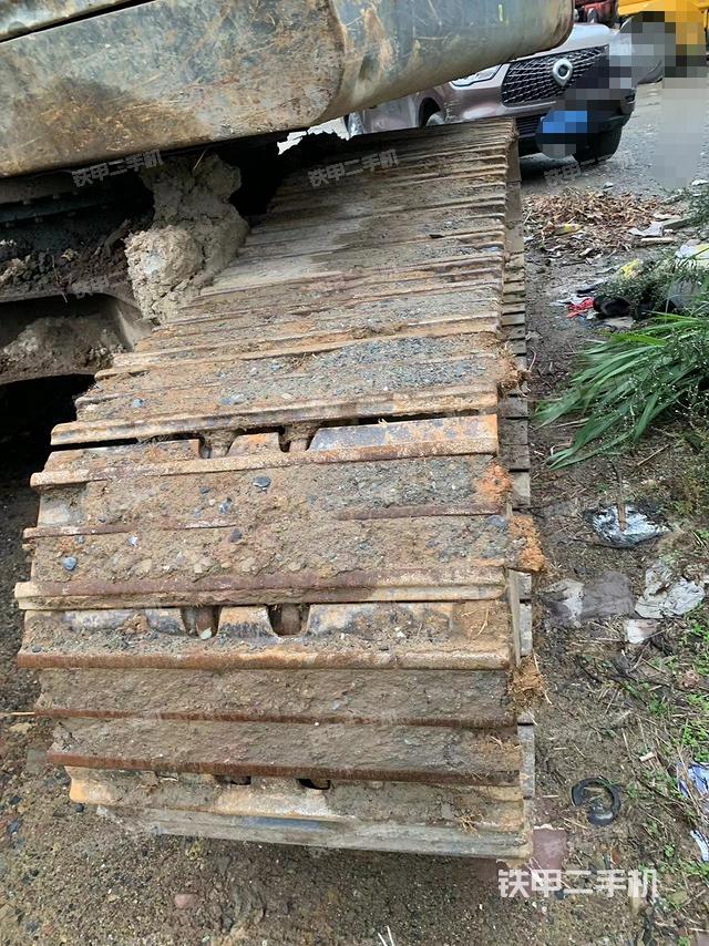 單側(cè)履帶整體（整機(jī)外觀）