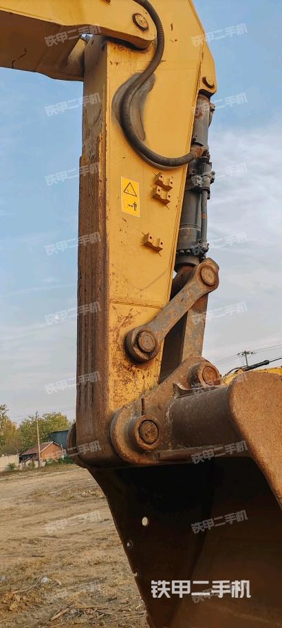 小臂整體左后（工作和回轉(zhuǎn)裝置）