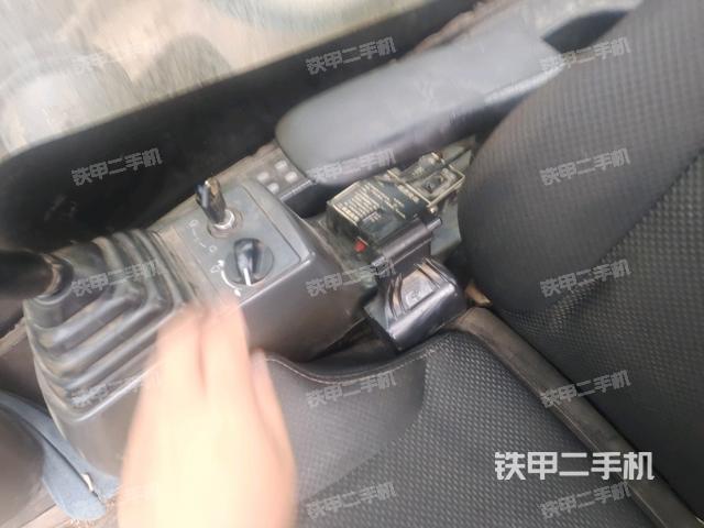 座椅后部（駕駛室部分）