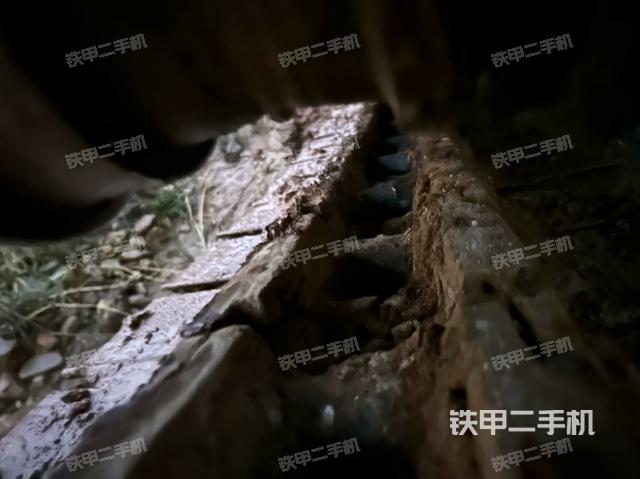 左托鏈輪和鏈筋（行走機(jī)構(gòu)）