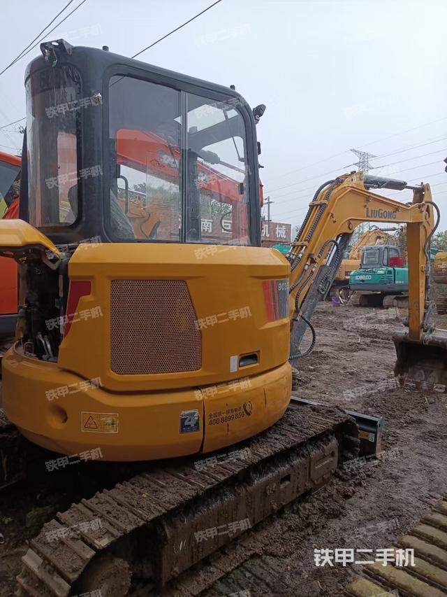 整機(jī)右后45°（整機(jī)外觀）