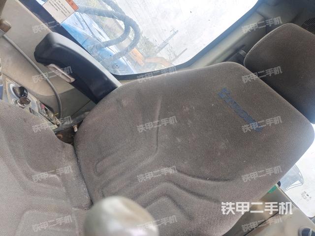 后窗玻璃角標(biāo)（駕駛室部分）