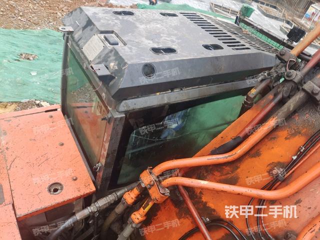 發(fā)動機室(上車部件) 發(fā)動機室(上車部件)