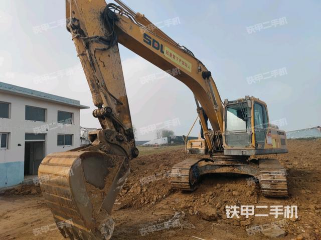右前45(整機(jī)外觀) 右前45(整機(jī)外觀)