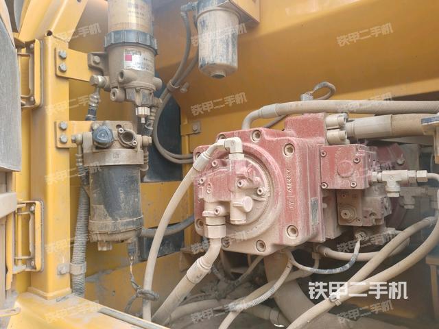 液壓泵室（大件艙室）