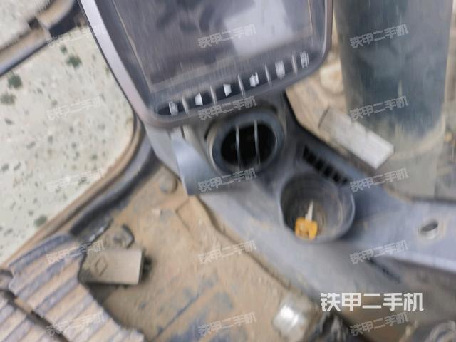 顯示屏?(駕駛室部分) 顯示屏?(駕駛室部分)