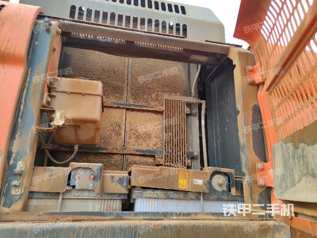 散熱器正面（大件艙室）