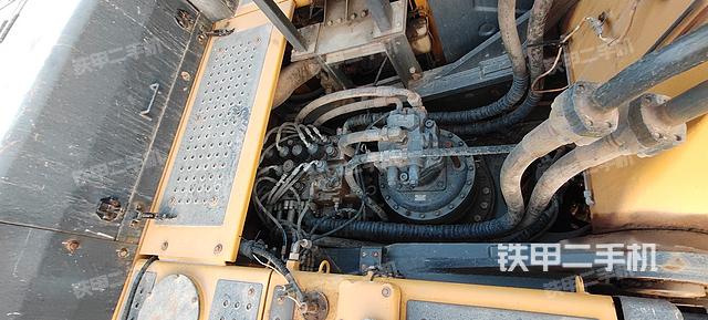 回轉(zhuǎn)馬達(dá)（上車部件）