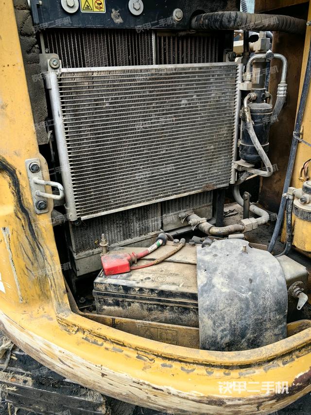 散熱器室(大件艙室) 散熱器室(大件艙室)