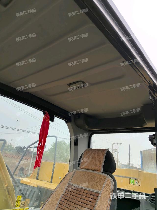 頂棚整體（駕駛室部分）