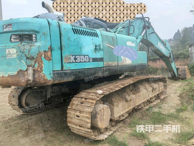 神钢SK350LC-8挖掘机的设备实拍-第3张实拍照片