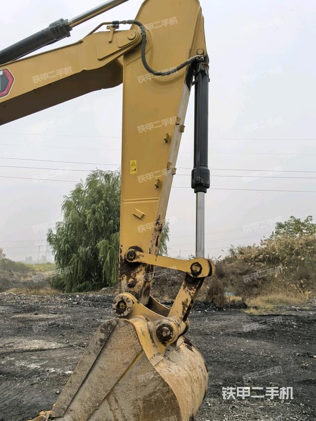 小臂整體右前（工作和回轉(zhuǎn)裝置）