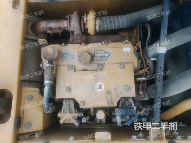 發(fā)動(dòng)機(jī)室(上車部件) 發(fā)動(dòng)機(jī)室(上車部件)