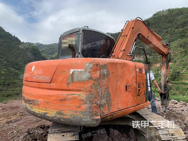 整機右后45°(整機外觀) 整機右后45°(整機外觀)