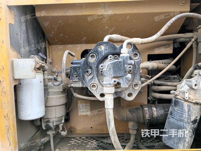 電瓶（大件艙室）