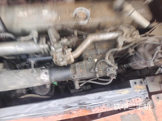 氣門室蓋螺絲特寫(上車部件) 氣門室蓋螺絲特寫(上車部件)