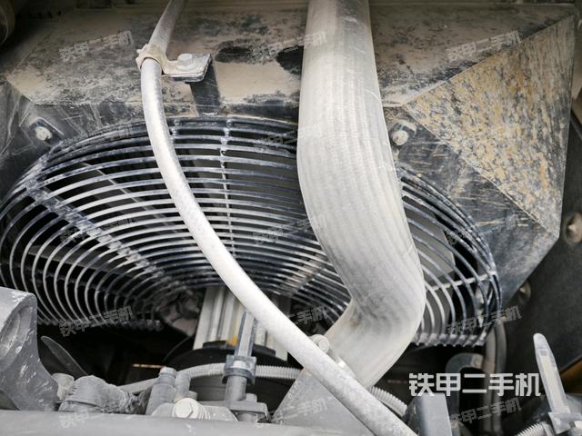水箱+風(fēng)扇特寫(xiě)(上車(chē)部件) 水箱+風(fēng)扇特寫(xiě)(上車(chē)部件)