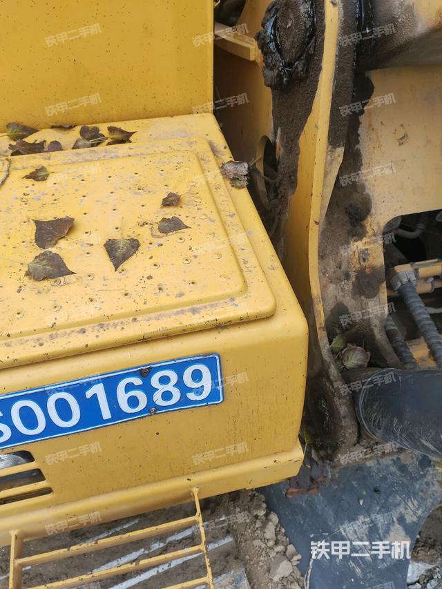 大臂根部?斜視（工作和回轉(zhuǎn)裝置）