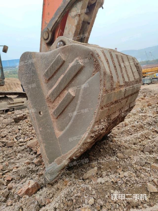 鏟斗45度（工作和回轉(zhuǎn)裝置）