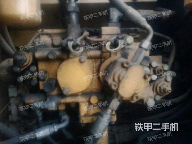 液壓泵室(大件艙室) 液壓泵室(大件艙室)