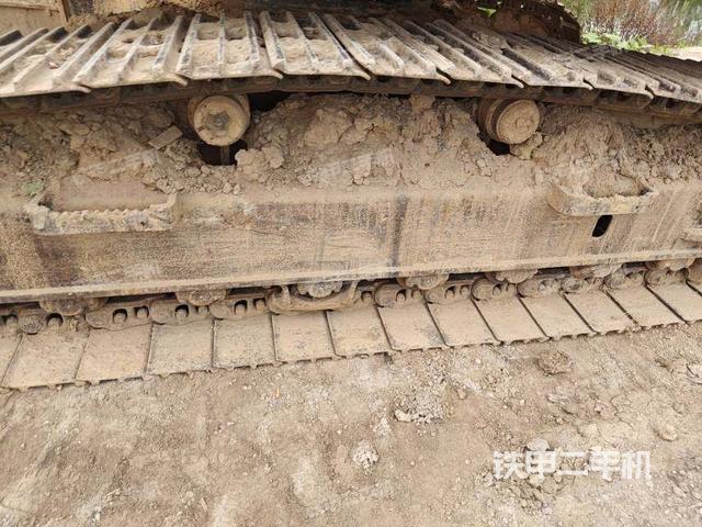 左導(dǎo)向輪（行走機(jī)構(gòu)）