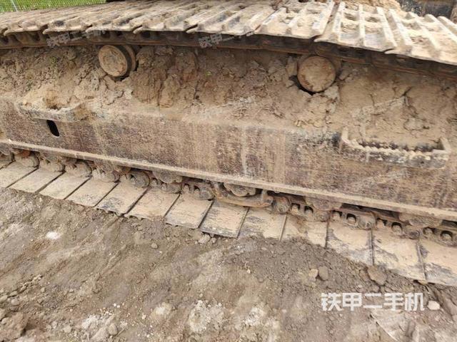 右導(dǎo)向輪（行走機(jī)構(gòu)）